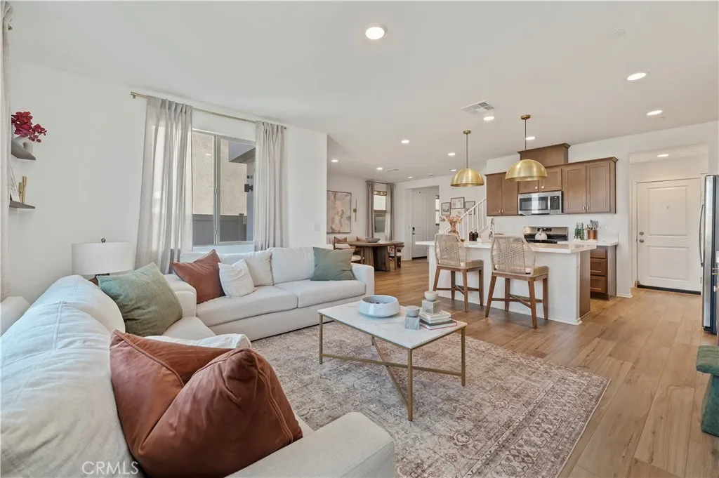 29571 Grizzly, Winchester, California 92596 home-pic-15